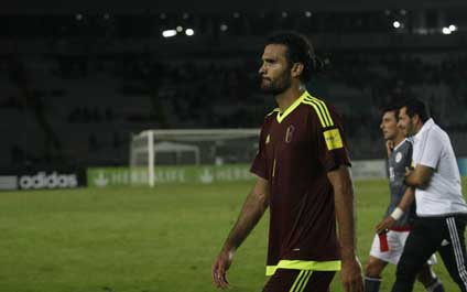 Los vinotinto salen en defensa de Vizcarrondo