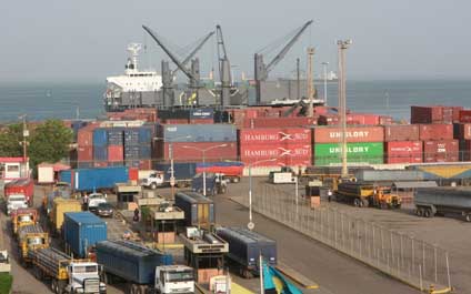 Exportación nacional no llegará a $ tres mil millones este año