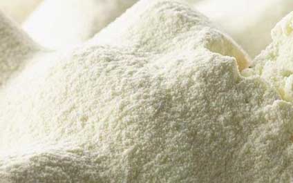 Arriban mil toneladas de leche de Argentina