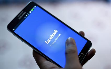 Facebook podría habilitar compras desde su app
