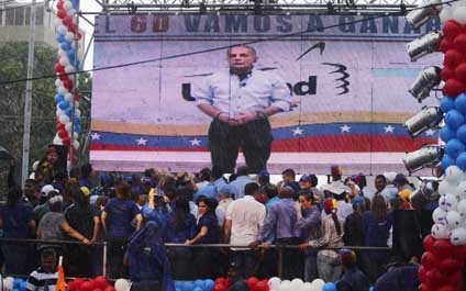 Manuel Rosales pone fin a su exilio