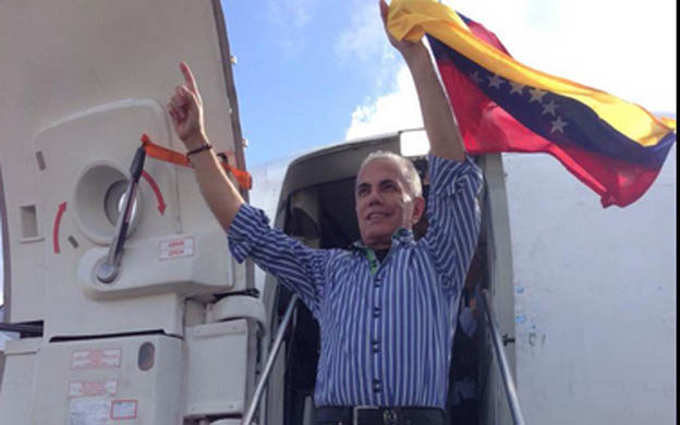 Rescatan a 5 migrantes venezolanos abandonados en Caribe colombiano