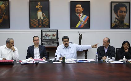 Tributos en la mira de Maduro