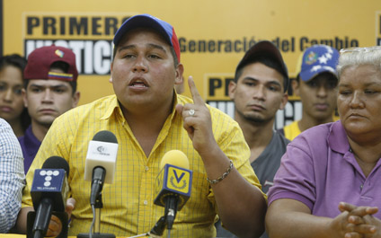 Chavistas se movilizan a favor de Juan Pablo Guanipa