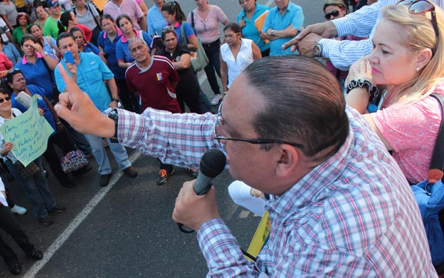 Ser docente en Venezuela: entre la vocación, la lucha y el rebusque