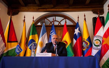 Unasur aprueba misión electoral a Venezuela