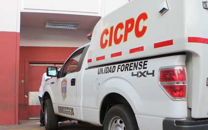 Lo asesinan con un machete en Cuatricentenario
