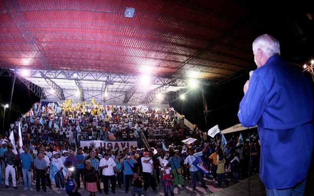 Maduro ratifica su apoyo a diálogo entre ELN y Gobierno de Colombia