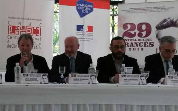 Más de 150 niños reciben evaluaciones oftalmológicas en Sinamaica