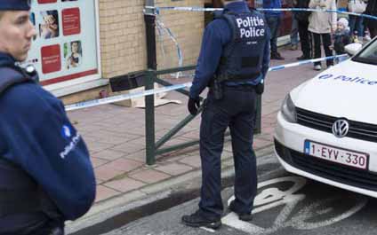 Francia se lanza a la búsqueda de un terrorista fugitivo