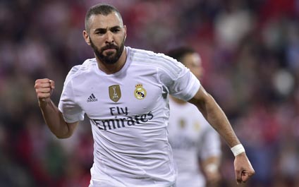 Karim Benzema es duda para el clásico