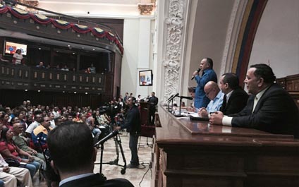 Diosdado Cabello instala el Parlamento Nacional Comunal