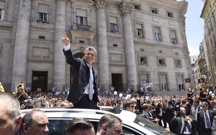 Mauricio Macri asume como presidente de Argentina