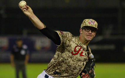 Tigres pone en jaque a las Águilas