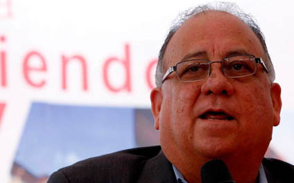 España convoca al embajador venezolano