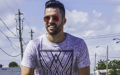 El zuliano Armando Montiel llega al NAMM Show 2016
