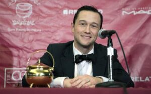 Joseph Gordon-Levitt es reconocido en Harvard