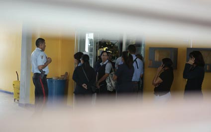 Matan a ladrones que tenían rehenes en el Universitario