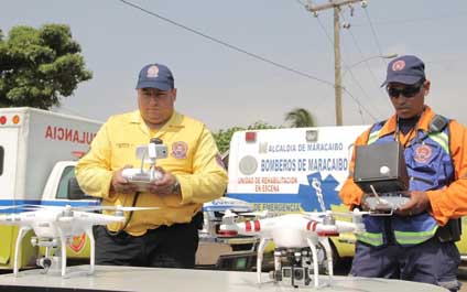 Vigilan con drones las playas y carreteras durante el asueto
