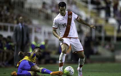 “Miku” saca provecho de su romance con el gol