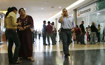 Centros comerciales en alarma por racionamientos
