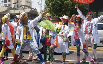 Doctor Yaso recauda hoy fondos en la 72