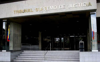 TSJ abrió las puertas del caos institucional