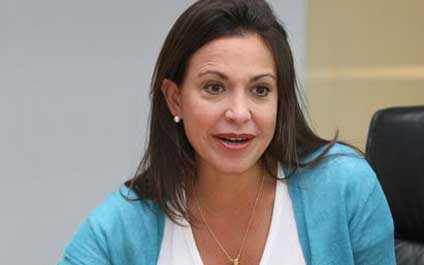 "La salida menos traumática es la renuncia de Maduro"