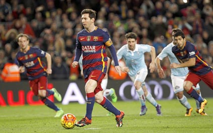 Medios alaban la genialidad del último penalti de Messi