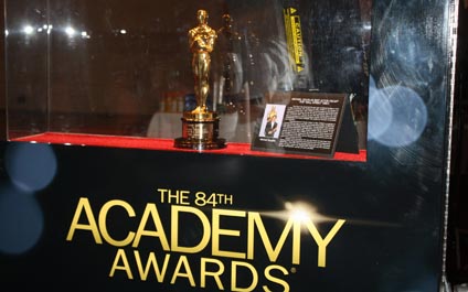 Los Oscar suman nuevos presentadores