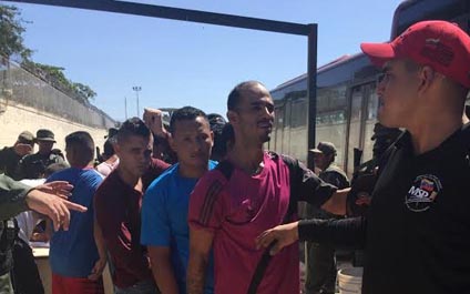 Gobierno desaloja cárcel de Margarita