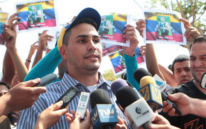 Privan de libertad a joven por muerte de estudiante de LUZ