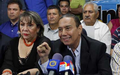 UNT denuncia que proceso contra Rosales es un “castigo”