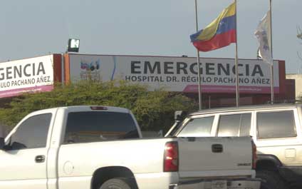 Choro disfrazado de médico roba en Sanipez