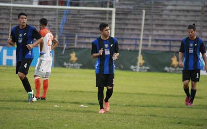El Zulia FC pierde con La Guaira y se estanca en la tabla