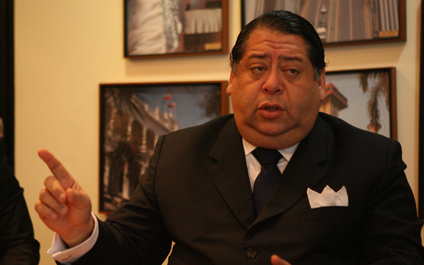 Escarrá: “Estamos al borde de una guerra social”