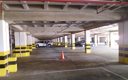Suspenden cobro en cuatro estacionamientos de Maracaibo