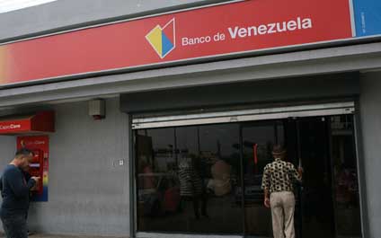 “En el Banco de Venezuela nos dicen que no hay divisas”