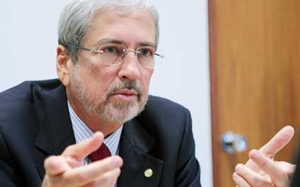 "Operación contra Lula es el principio del fin de Rousseff"