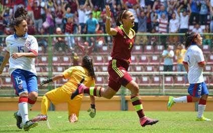 Vinotinto femenina sale a cerrar con buen pie primera fase