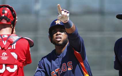 Luis Valbuena aprovecha su tiempo con Houston