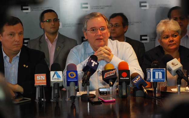 Empresarios ven en Dicom mismas fallas del Simadi
