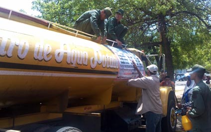 Fijan la pipa de agua potable en 200 bolívares 