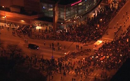 Donald Trump cancela mitin por protestas violentas