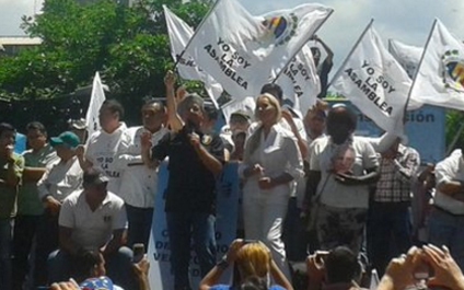 “Maduro, renuncia, hazle ese favor a Venezuela”