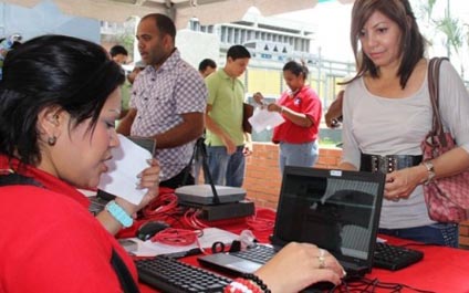 Establecen nueva escala salarial para trabajadores públicos