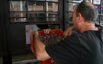 Prevén aumento en el costo de la cerveza para después del asueto