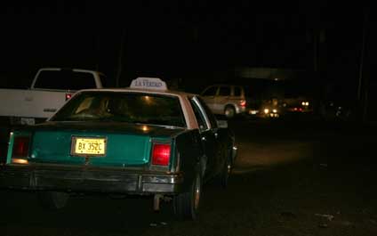 Apagones nocturnos alargan agonía del Guri