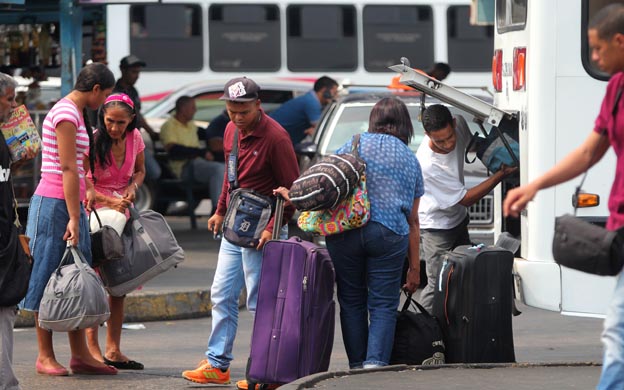 65 mil personas han salido del terminal de Maracaibo 