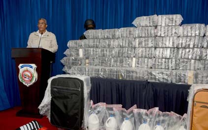 Detienen a cinco venezolanos con cargamento de droga en Dominicana